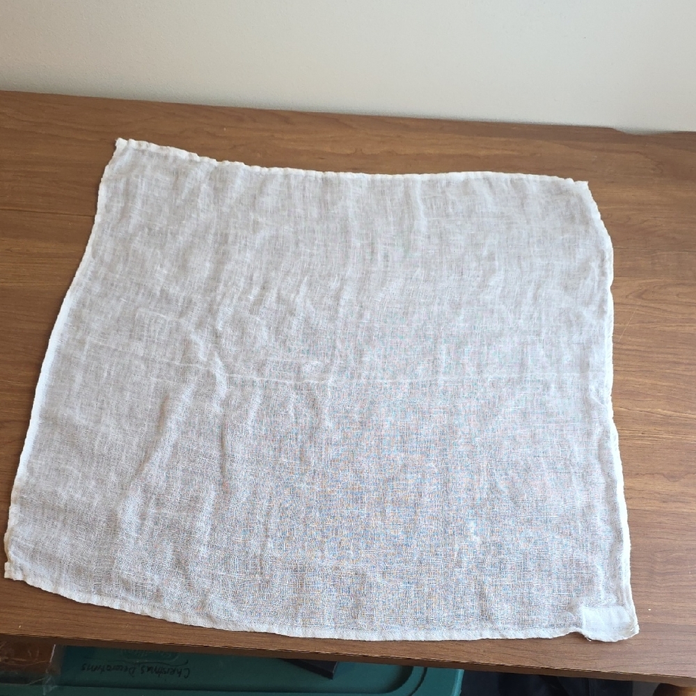 Heyne Bogut Lightweight White Women's Scarf/ Bandana